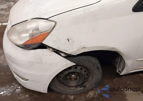 2007 Toyota Sienna Le z USA, uszkodzony, nr VIN 5TDZK23C77S060447